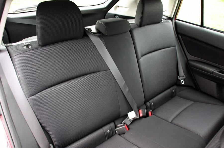  Subaru Impreza 2012 года  (фото 11 из 120)